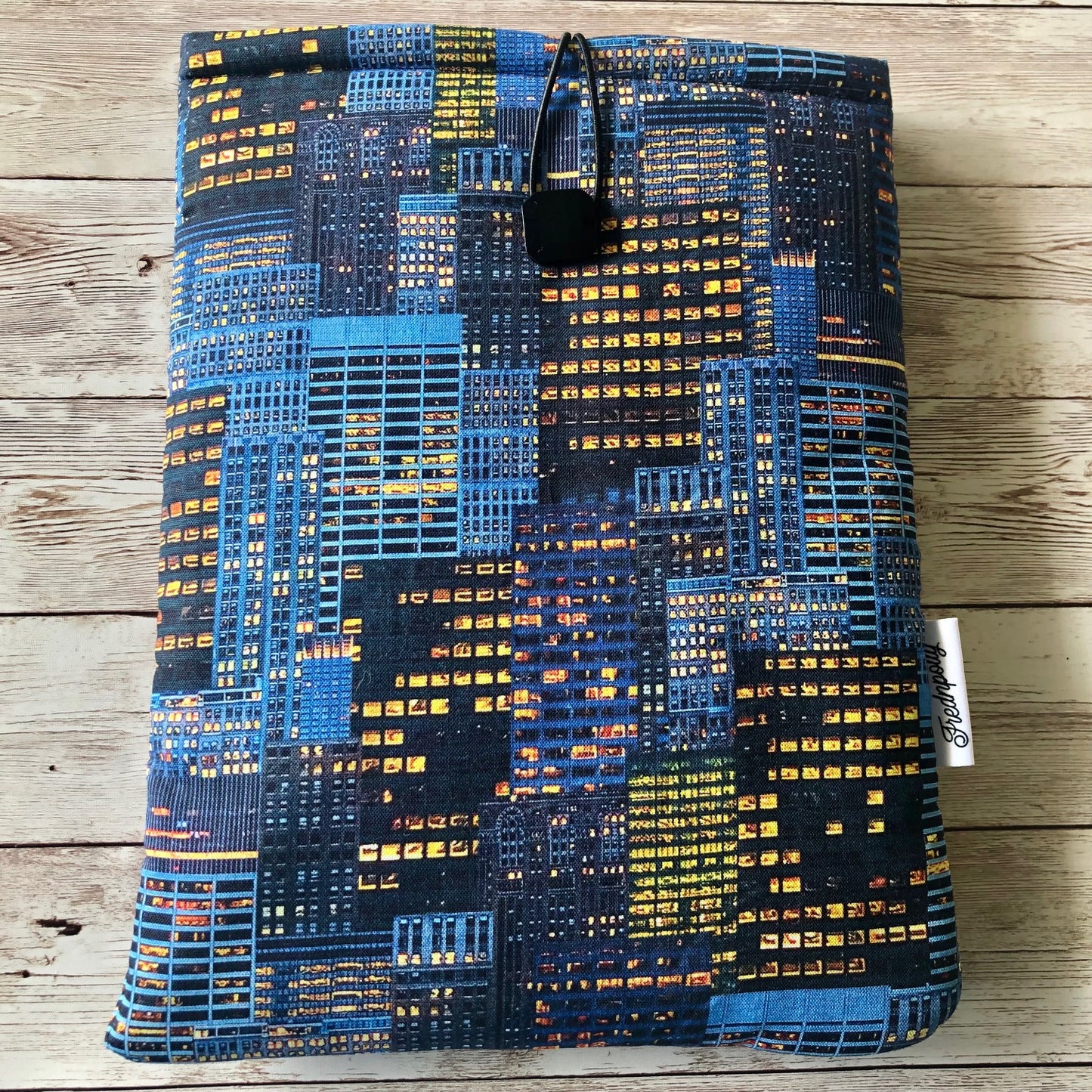 City Lights padded book/tablet sleeve