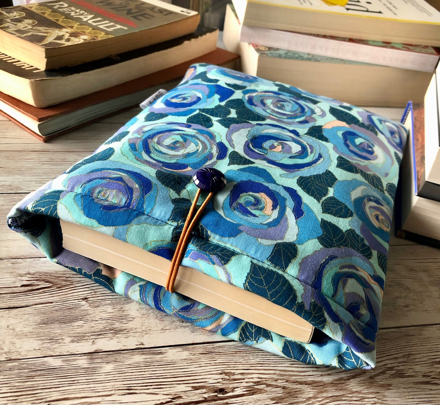 Abstract Blue Roses padded book/tablet sleeve