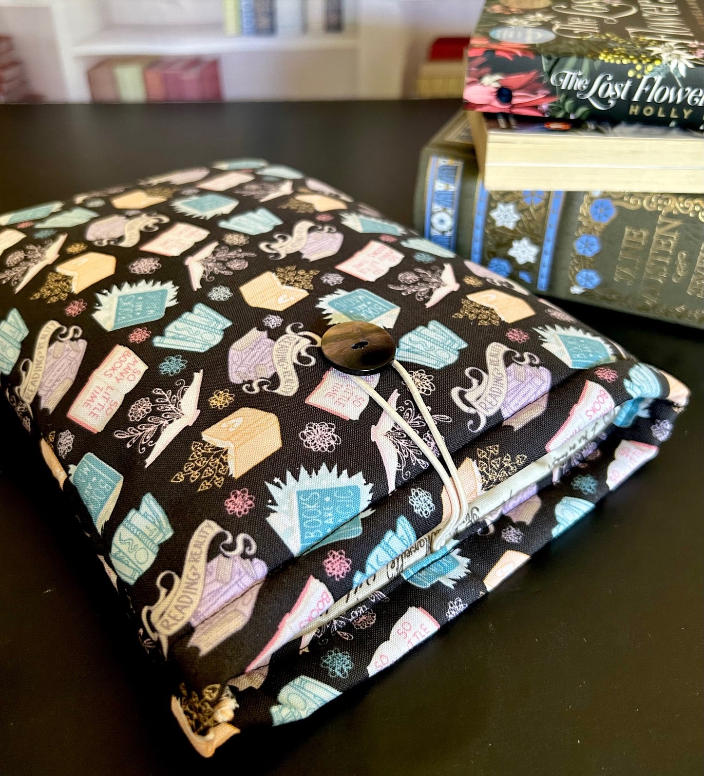 Books are Magic padded book/tablet sleeve