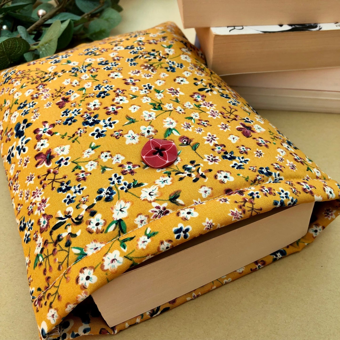 Yellow Country Floral padded book/tablet sleeve