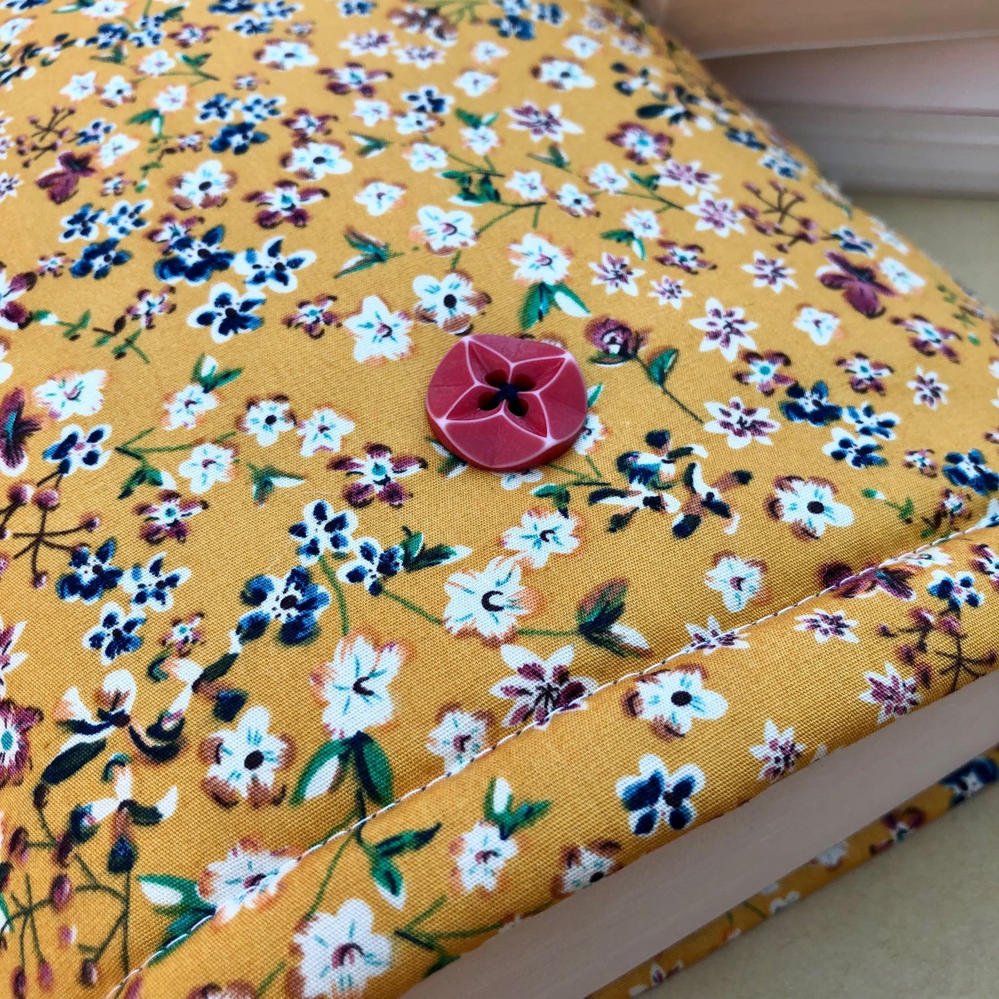 Yellow Country Floral padded book/tablet sleeve