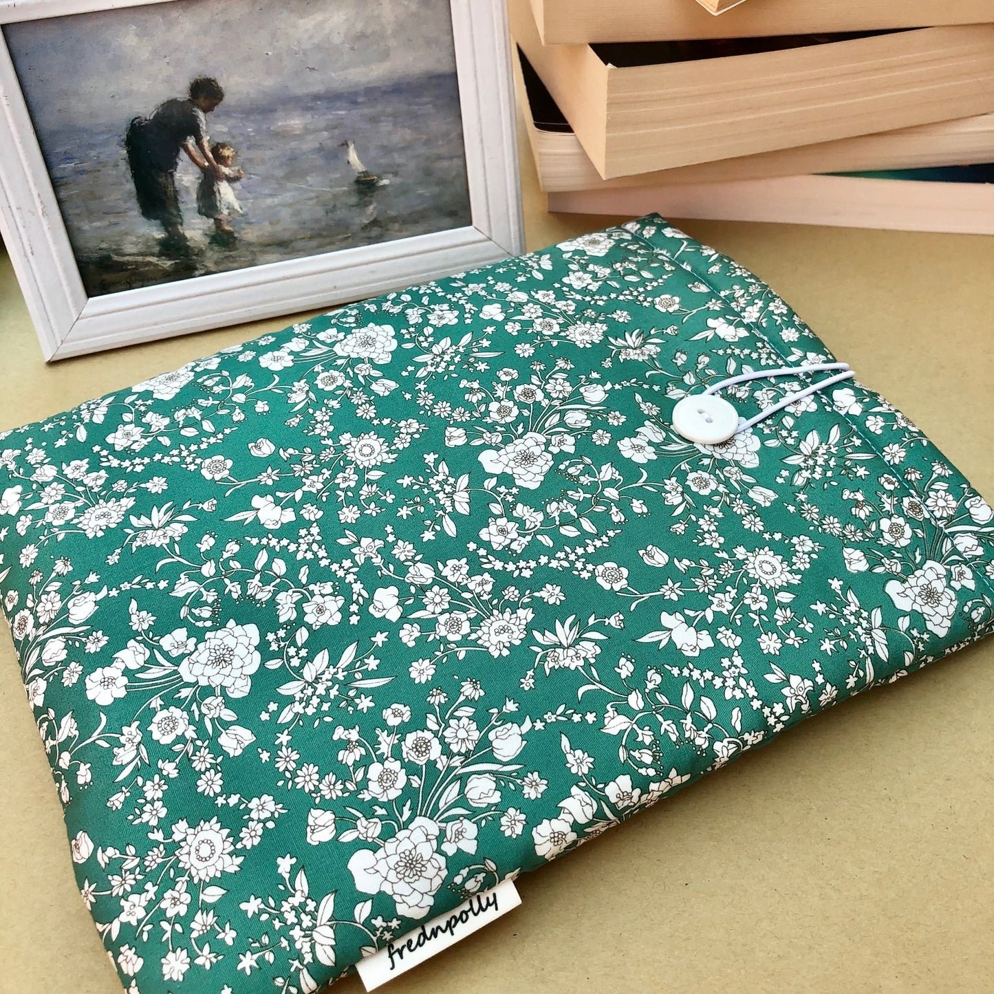 Green White Mini Roses padded book/tablet sleeve