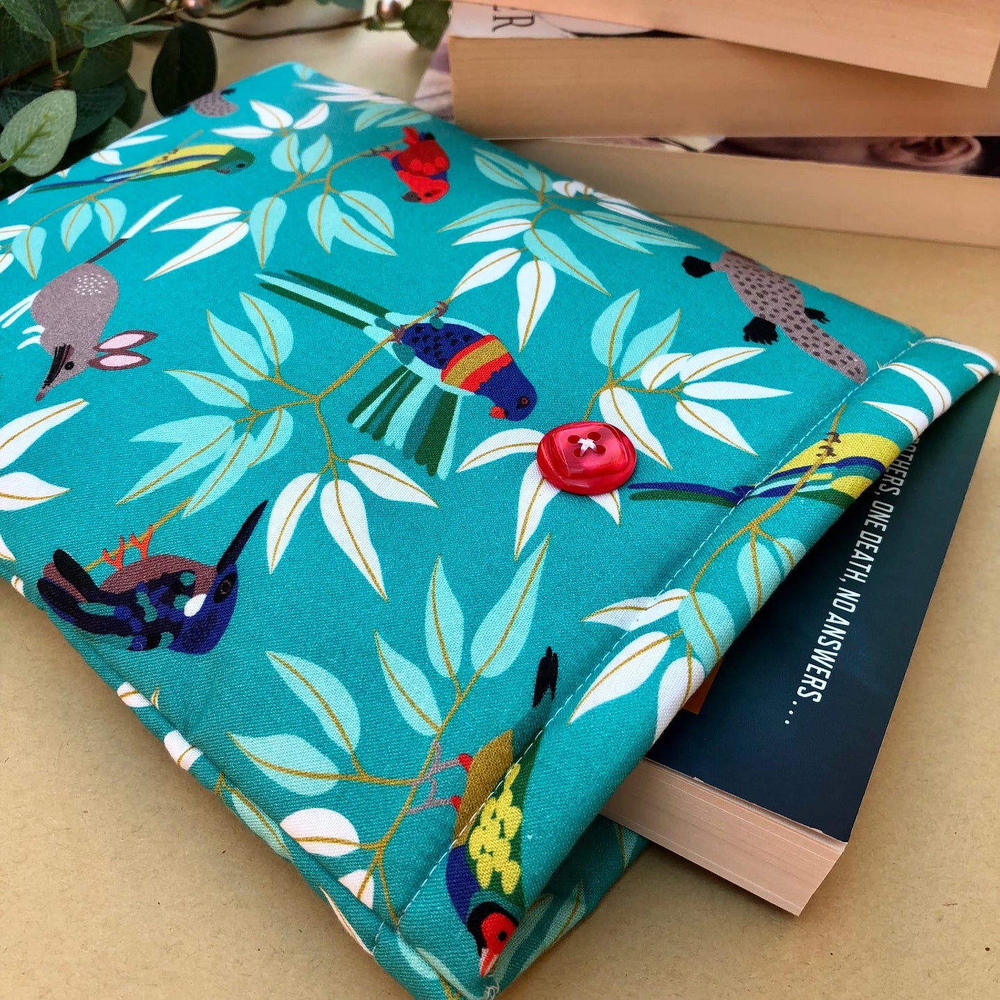 Australian Fauna Eucalyptus padded book/tablet sleeve