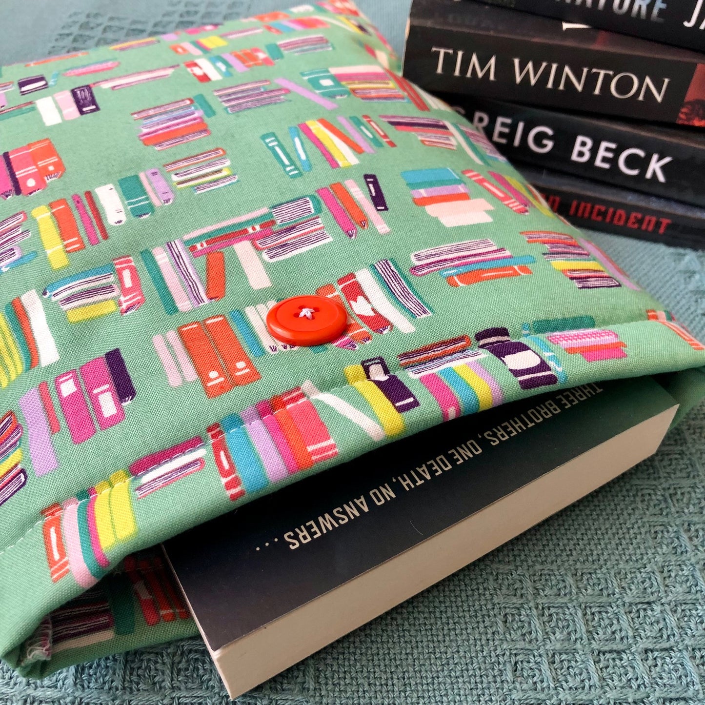 Library Books padded book/tablet sleeve