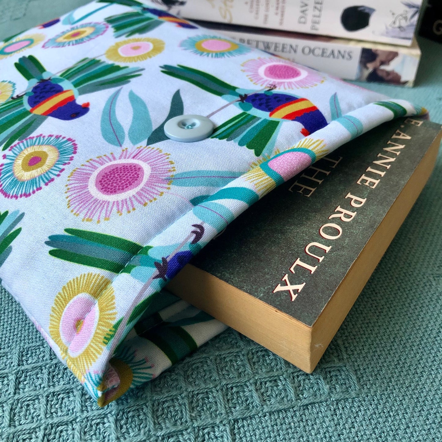 Parrot Tropical Floral padded book/tablet sleeve