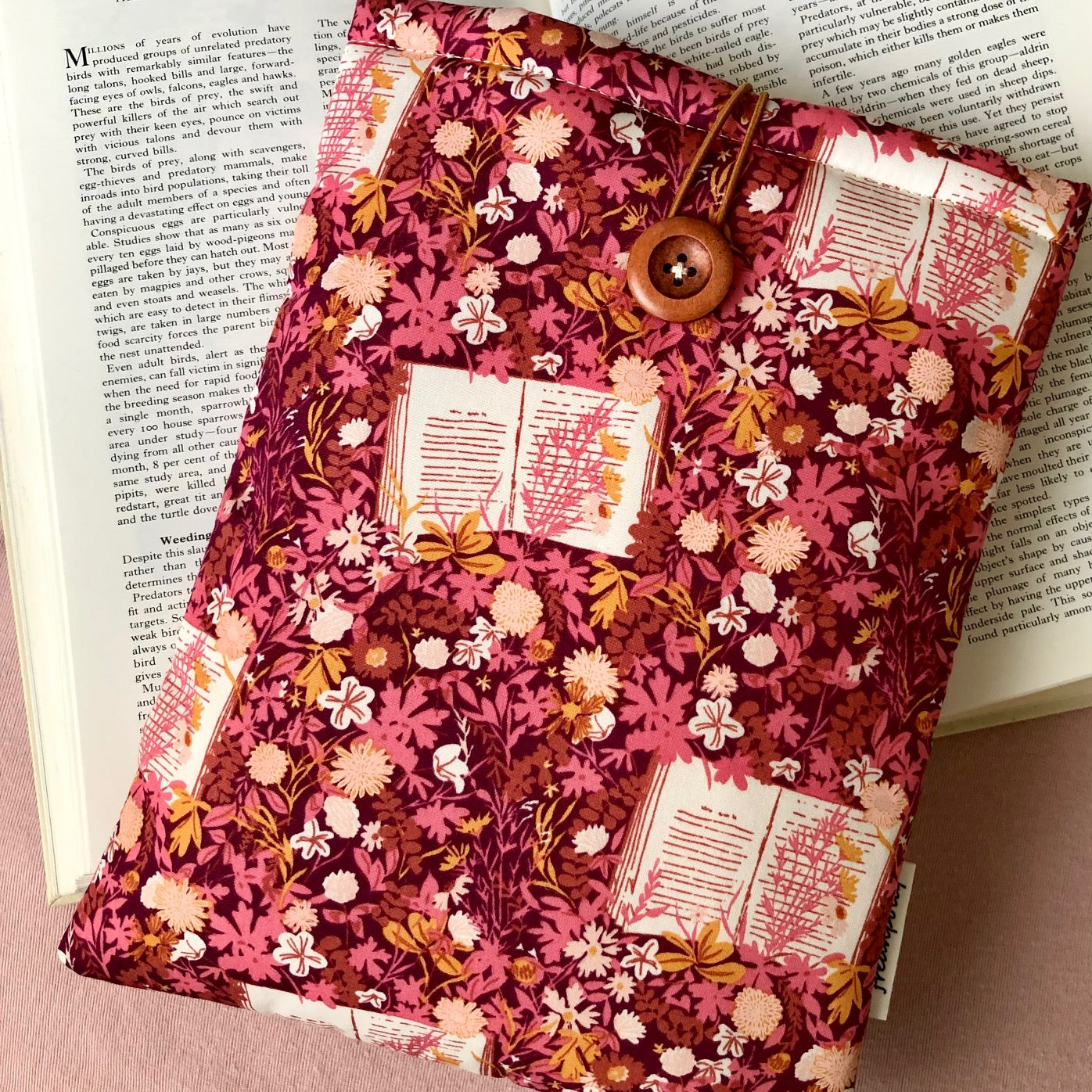 Book Lover Floral padded book/tablet sleeve