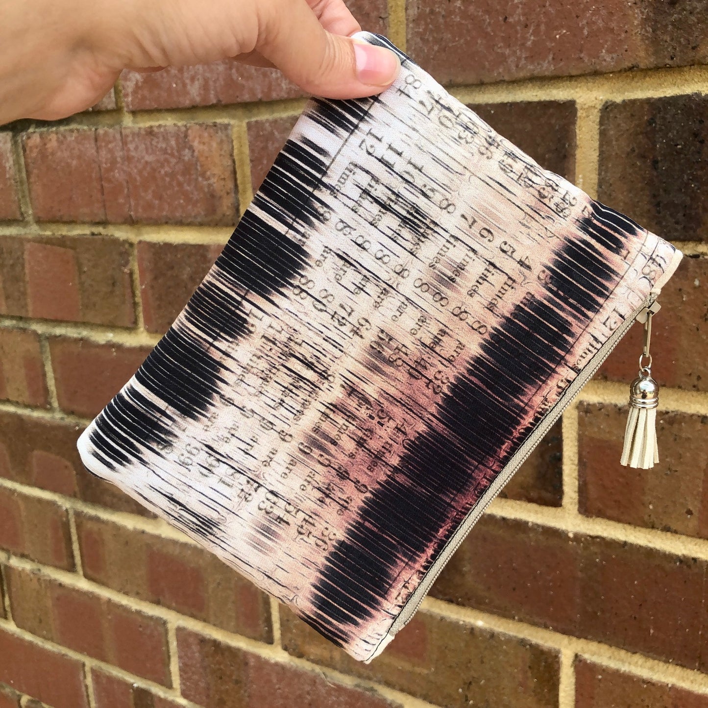 London Grunge lined zipper pouch with tassel