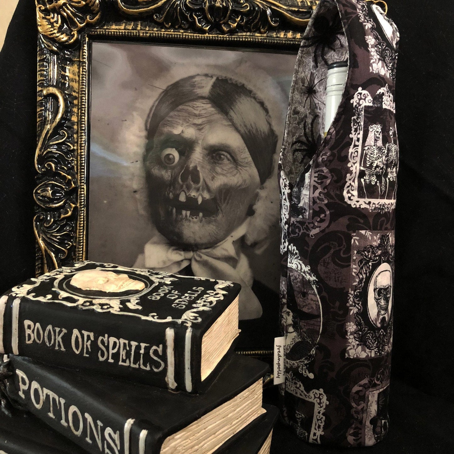 Gothic Skeleton Portraits Halloween wine bottle carry bag