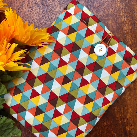 Multicolour Triangles padded book/tablet sleeve