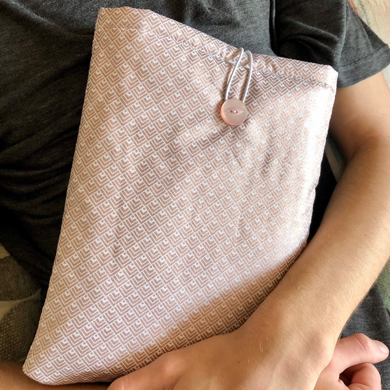 Blush Pink Shimmer Geometric padded book/tablet sleeve