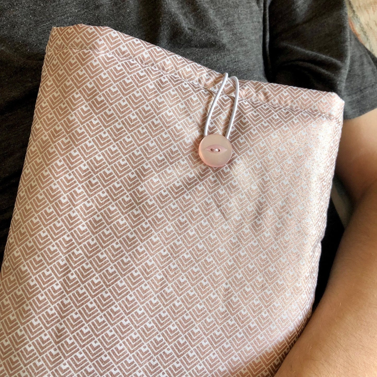 Blush Pink Shimmer Geometric padded book/tablet sleeve