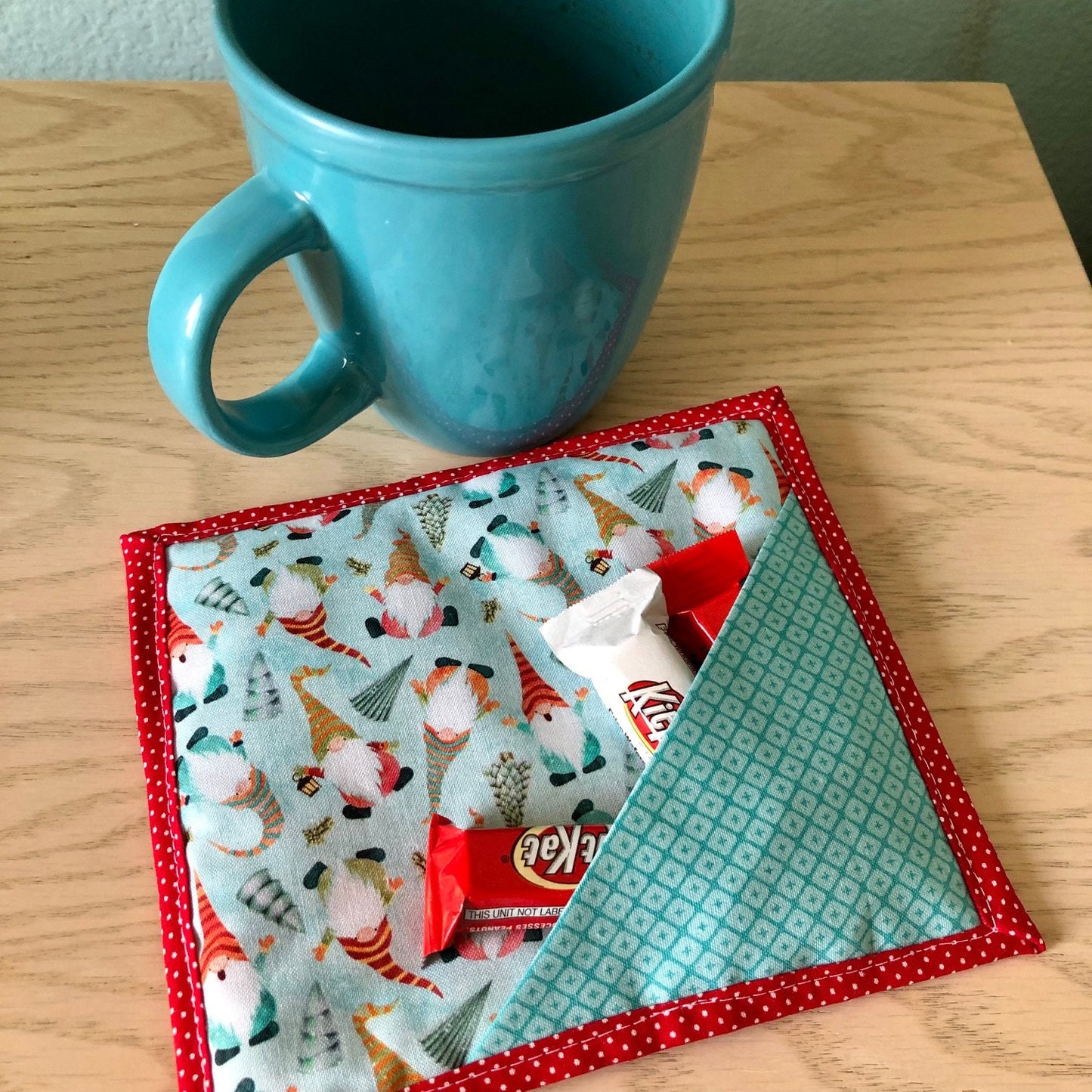 Christmas Gnomes quilted mug mat with treat pocket