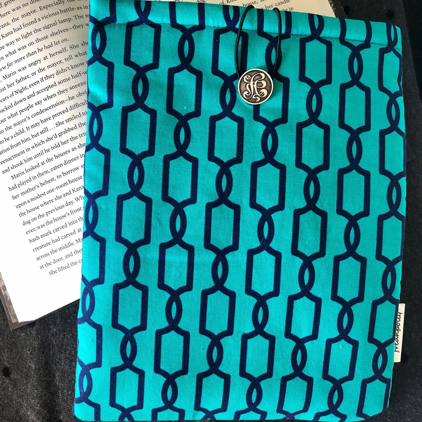 Teal and Navy Chain padded book sleeve