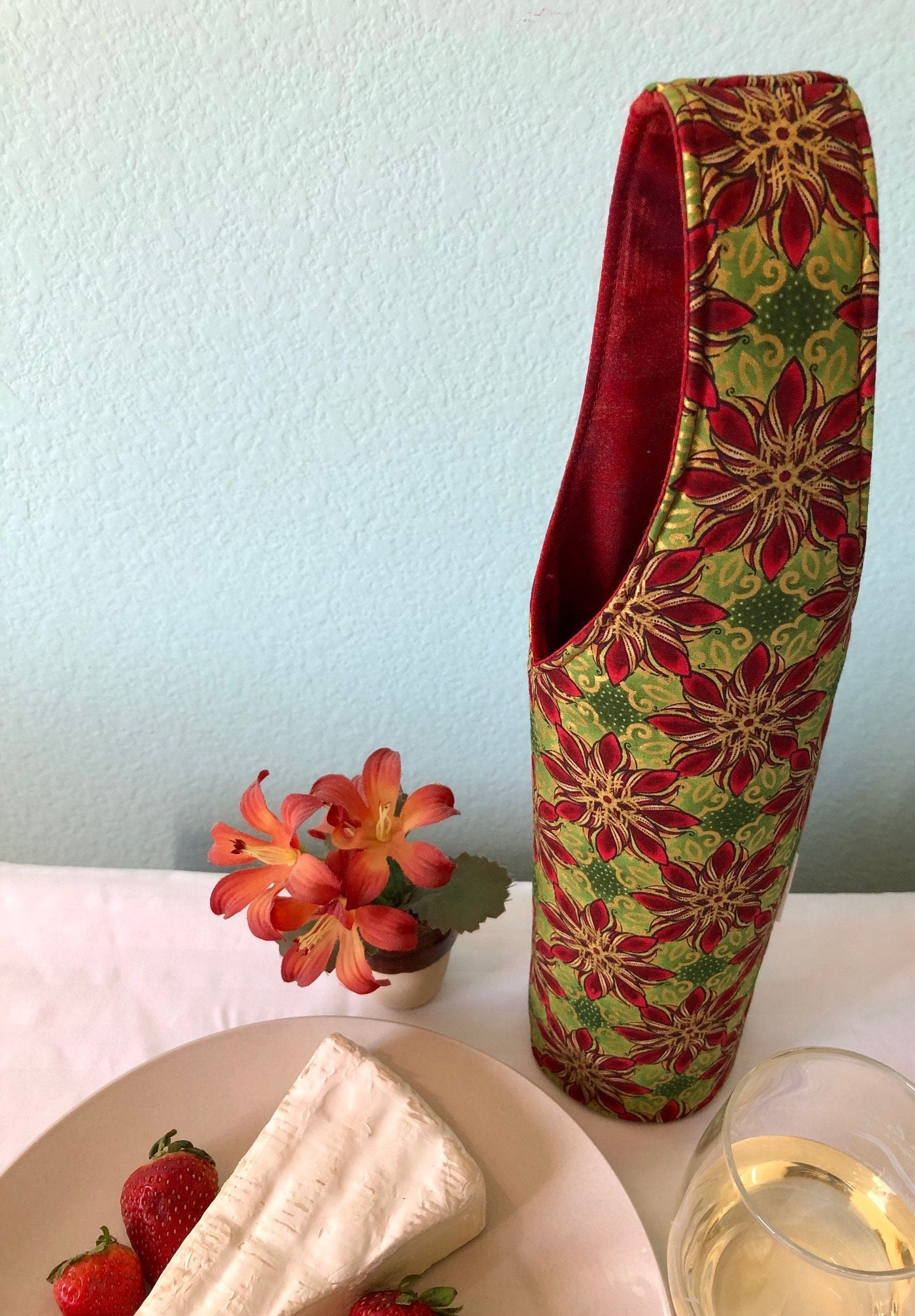 Red Ribbon Rosettes Holiday Christmas quilted wine bottle carrier tote bag