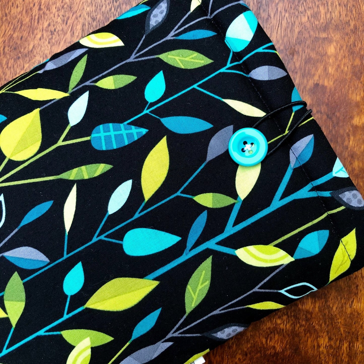 Modern Green Teal Leaves padded book/tablet sleeve