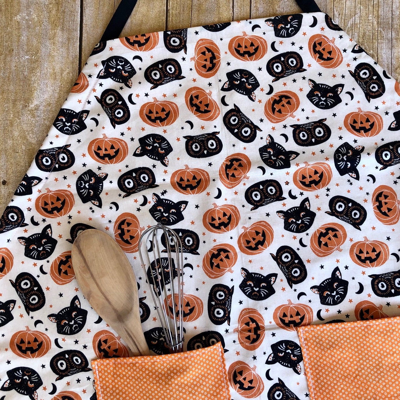 Black Cats, Owls and Pumpkins Halloween adult's adjustable apron with pockets